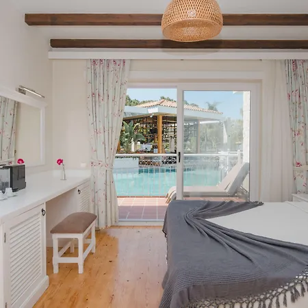 Hotel La Boutique Maya 4*