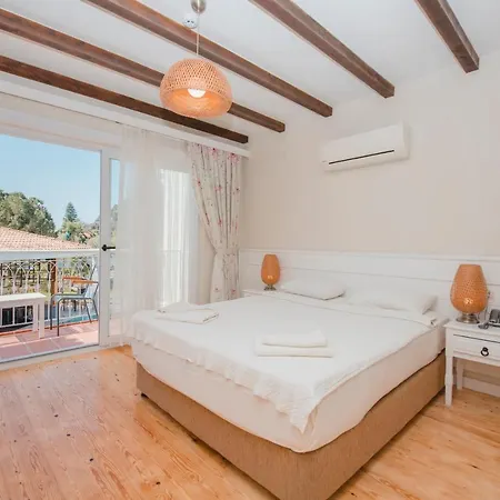 La Boutique Maya 4*