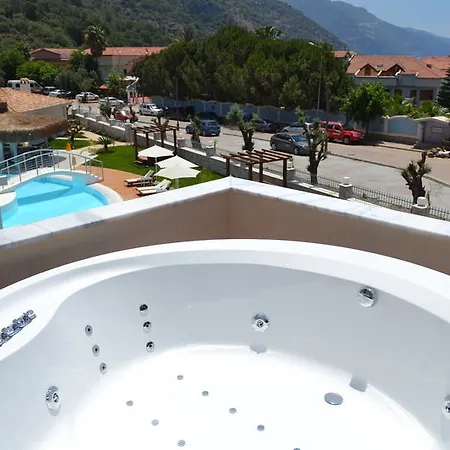 Hotel La Boutique Maya 4*