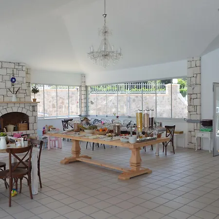 Отель La Boutique Maya