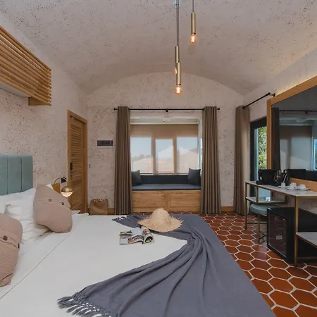 Отель La Boutique Maya 4*